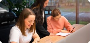 یادگیری مهارت‌های جدید از طریق دوره‌های آنلاین